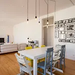 Διαμέρισμα For Families, Center *